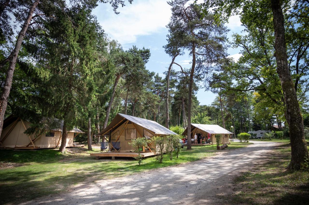 Camping La Pinede Hotell Excénevex Exteriör bild